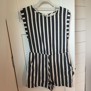 Universal Thread romper